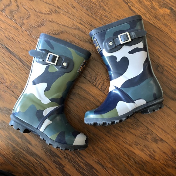 Size 26 8.5 BRAND NEW Mini Boden Boys Wellies Wellington Boots Khaki Camo